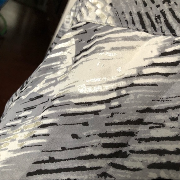 Beautiful Hi Lo Shirt - Picture 5 of 10